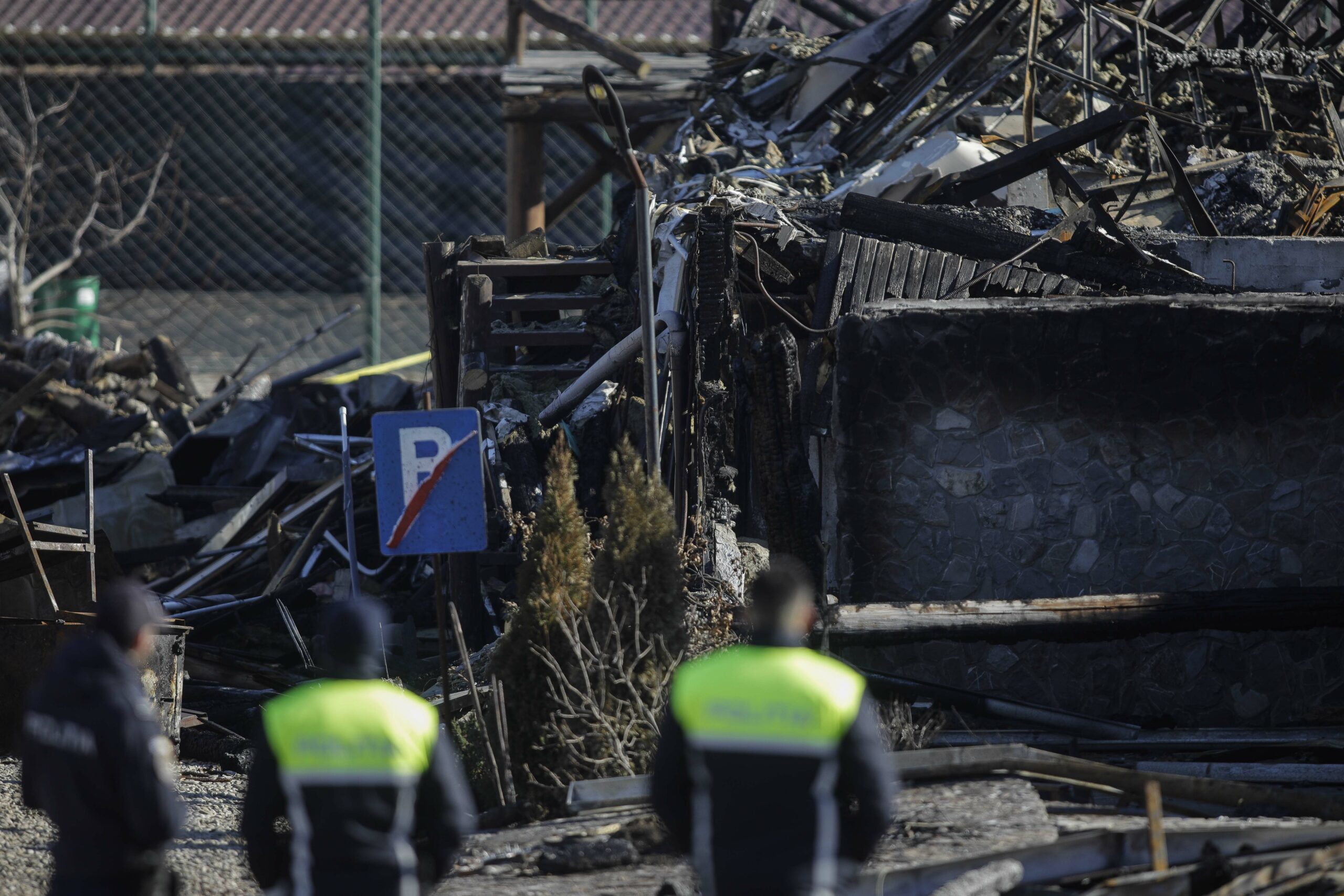 Cornel Dinicu, la reconstituirea la fața locului în complexul Ferma Dacilor. Sursă foto: Inquam Photos / George Calin