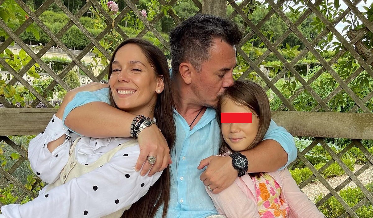 Imagine Stire Fata familiei Răzvan și Irina Fodor împinsă de propriul tată să ia în calcul varianta plecării din România când va deveni adult | 2review.ro