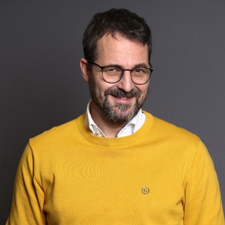 andrei aradits emisiune antena 1