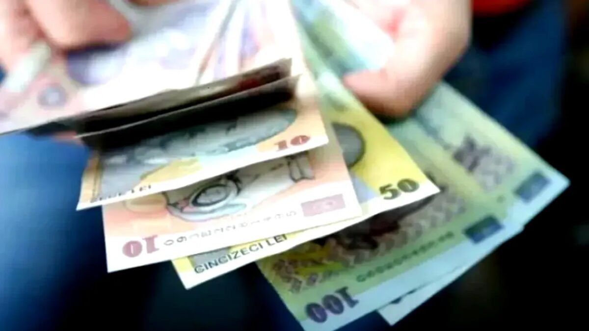 Bursa de reziliență. Ce elevi vor beneficia de bani în plus în anul școlar 2024-2025