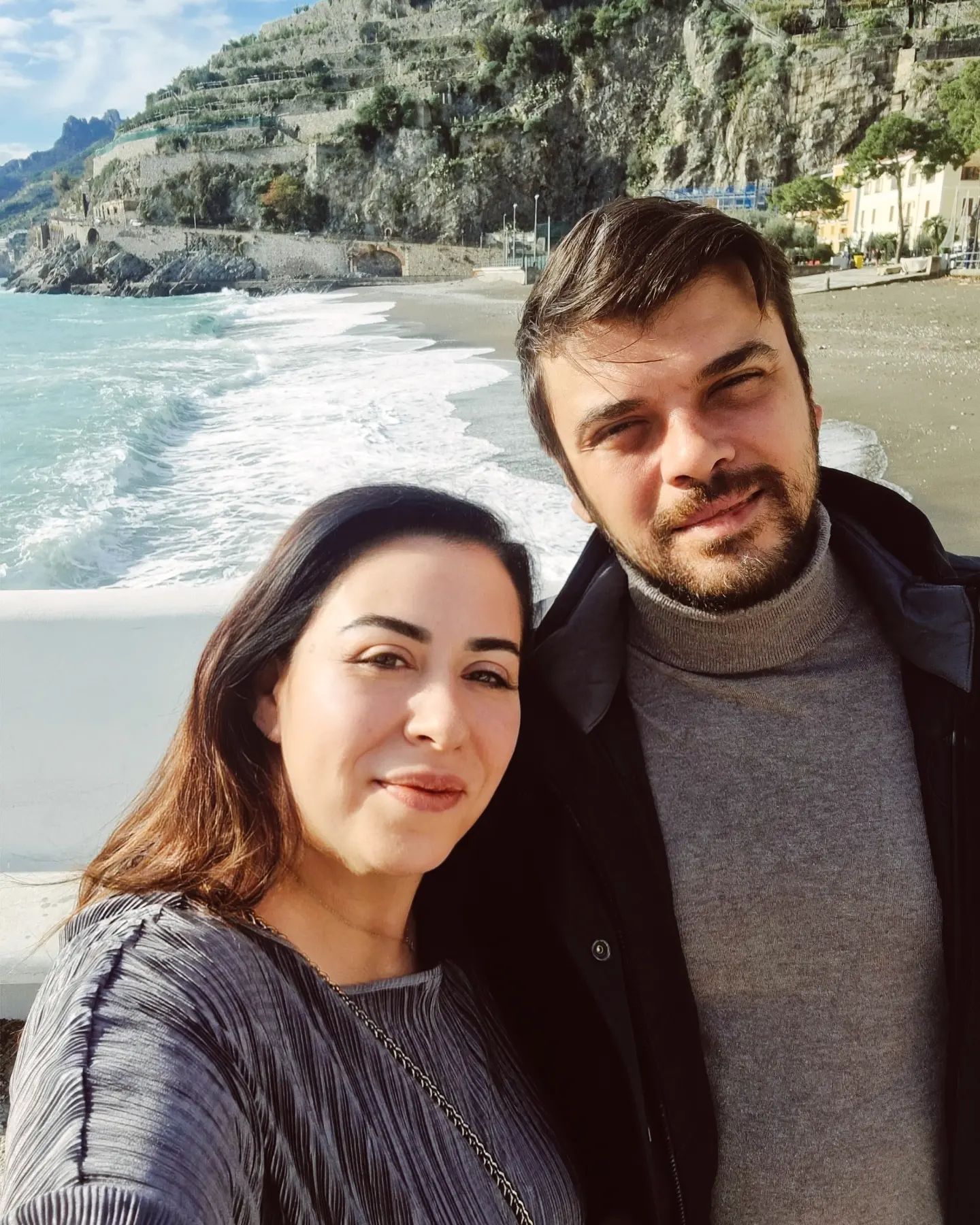 Oana Roman și Marius Elisei au divorțat cu scandal