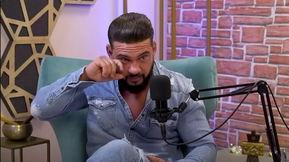 Imagine Stire Dorian Popa a cedat! Cu ochii în lacrimi artistul a vorbit despre ce se întâmplă în viața sa după despărțirea de Claudia Iosif: „Ustură sufletul” | 2review.ro