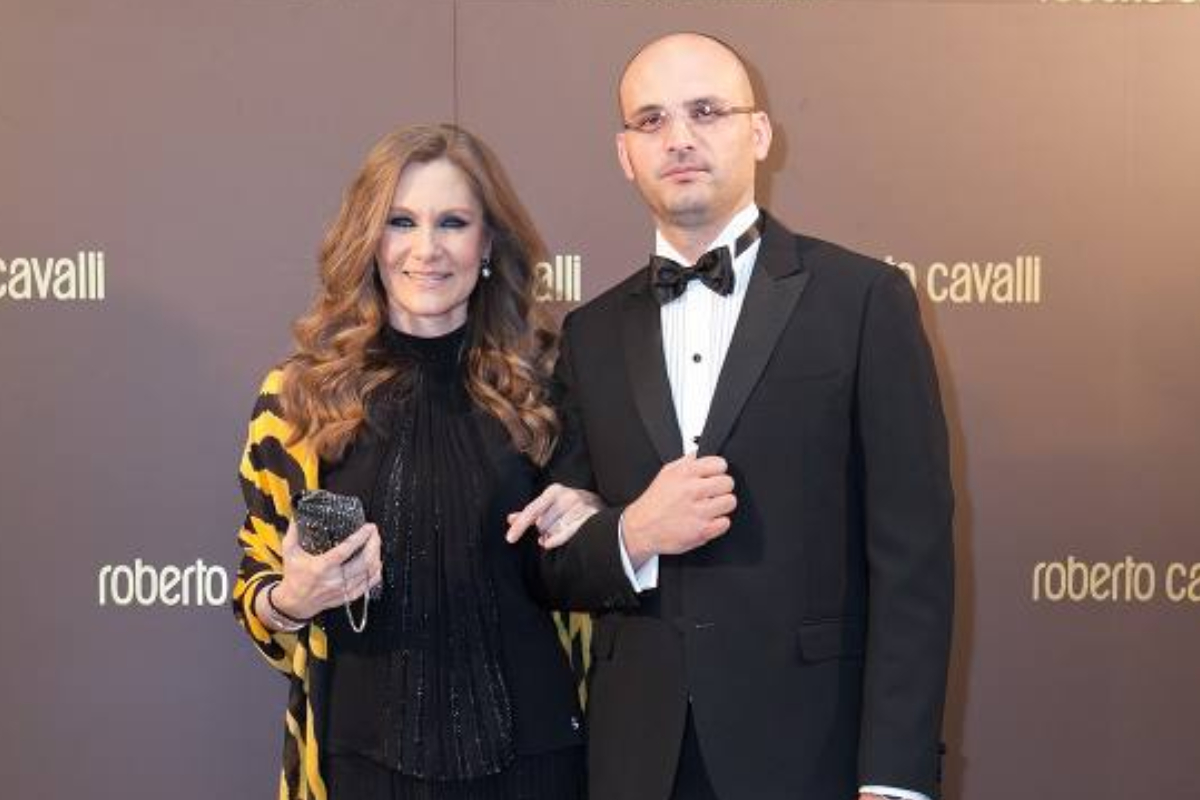 Romanița Iovan, copleșită de gesturile romantice ale logodnicului său! Cum o răsfață Iulian Gogan pe creatoarea de modă
