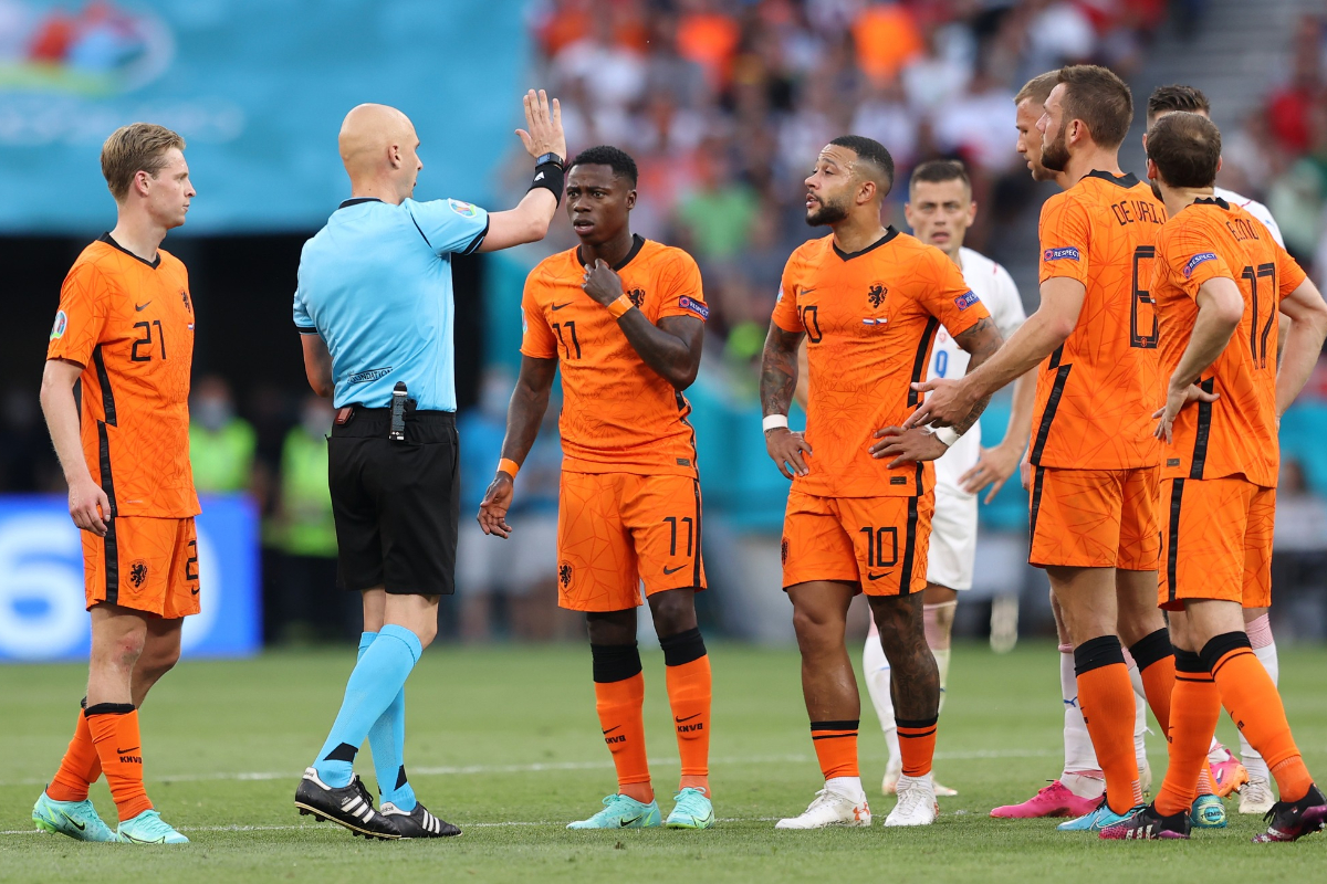 Un fotbalist internațional a fost condamnat pentru trafic de cocaină. Joacă pentru o echipă din Rusia și nici n-a vrut să audă de proces