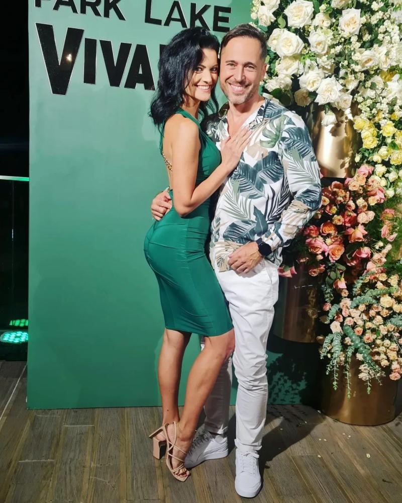 Dinu Maxer și iubita, escapadă romantica in Franța