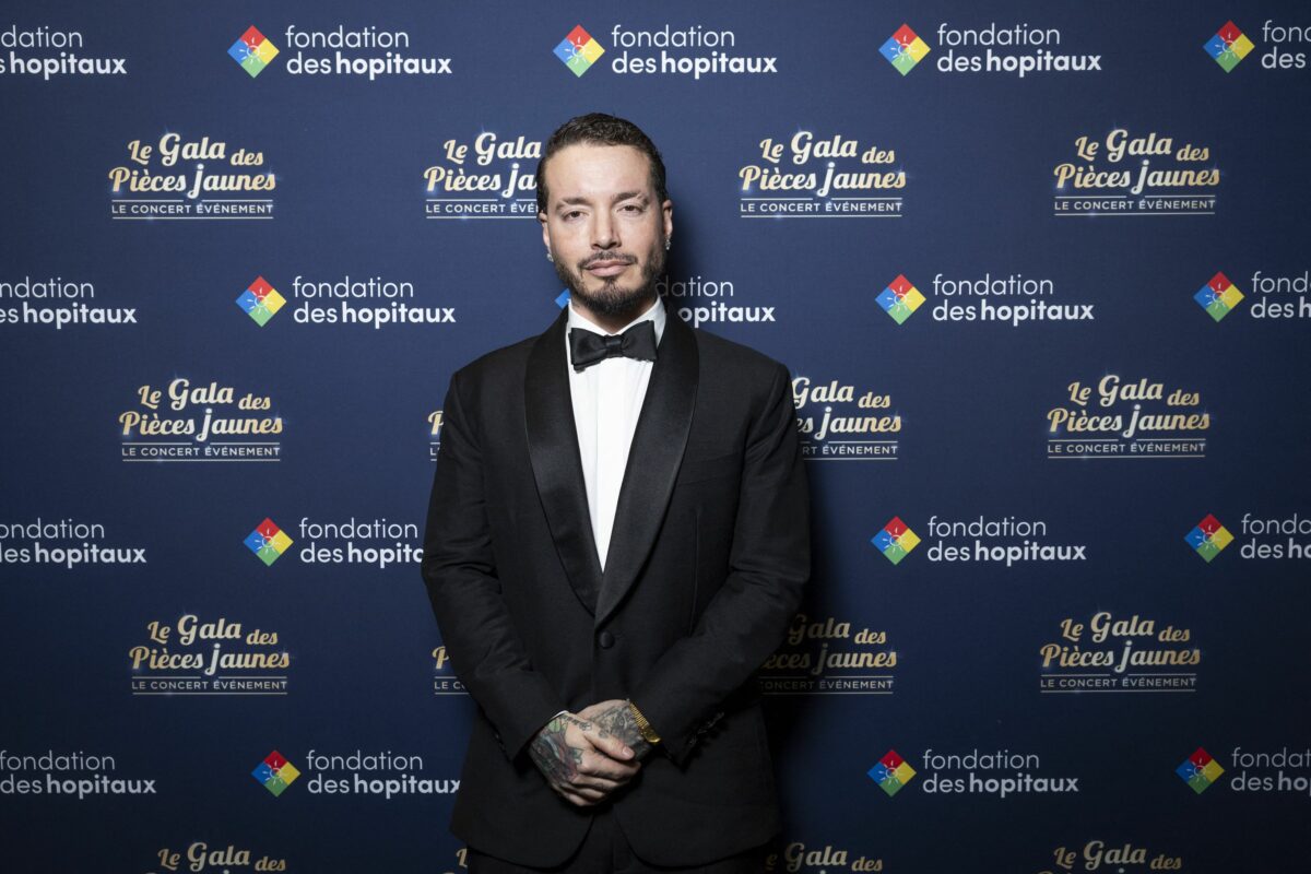 Imagine Stire Cum se menține în formă J Balvin. Trage din greu la sală! | 2review.ro