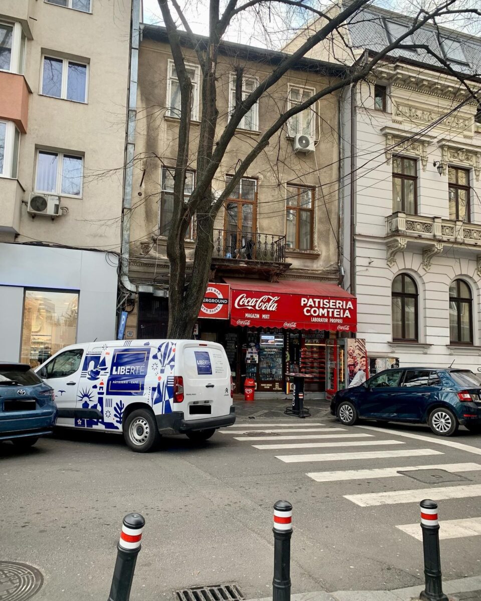 Patiseria din București unde se fac cele mai bune merdenele. Cozile nu lipsesc aproape niciodadă