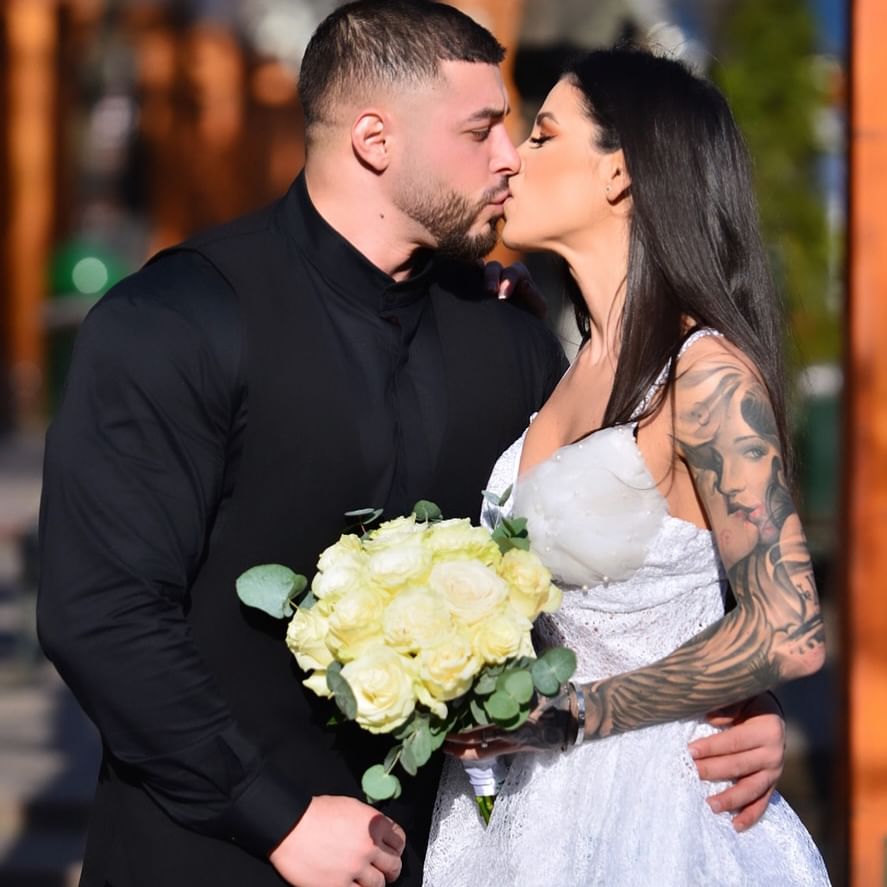 Roxana Vancea și Dragoș au făcut cununia civilă în 2019