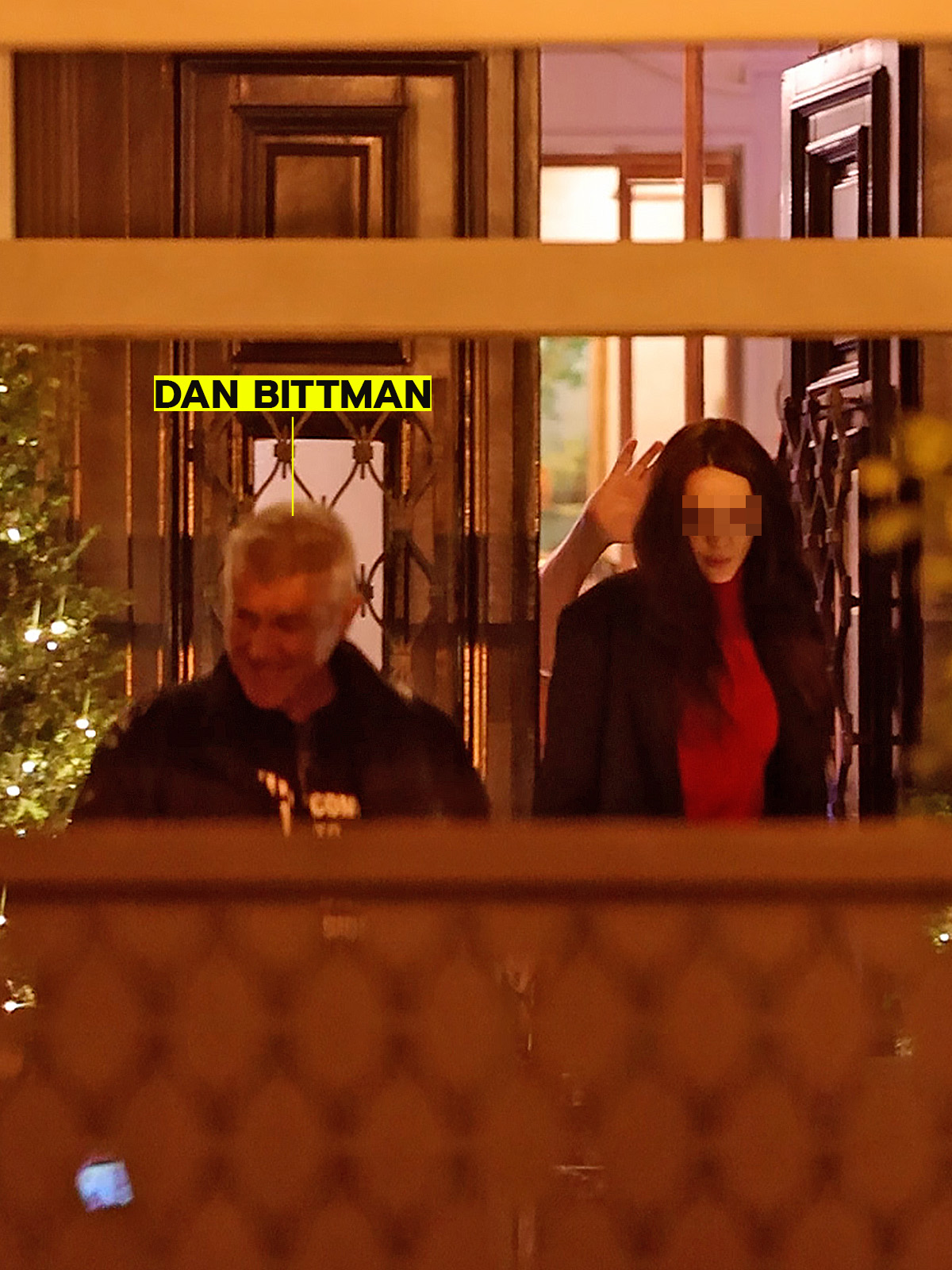 Dan Bittman și o domnioară au luat cina la un restaurant de fițe Foto CANCAN.RO