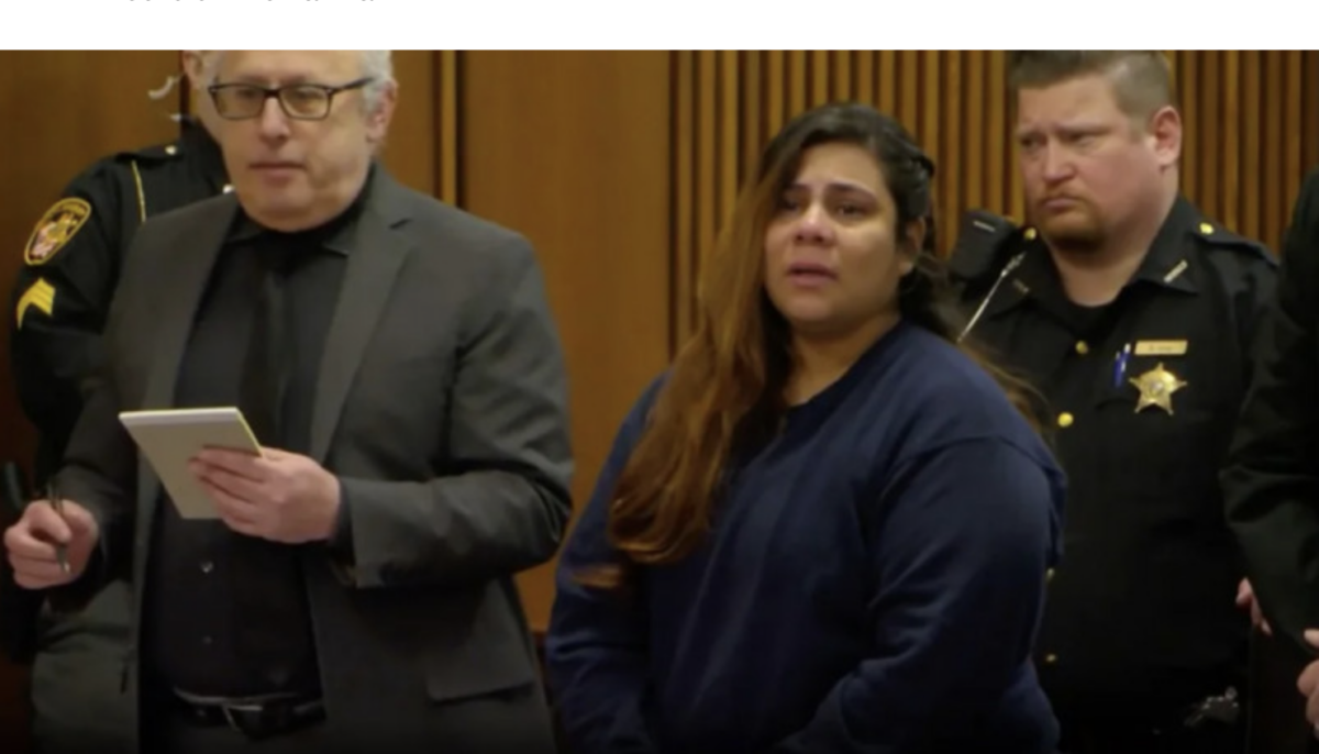 Imagine Stire O fetiță a fost găsită moartă, în casă, după ce mama ei a fost plecată timp de 10 zile în vacanță. Este îngrozitor cum a fost găsit bebelușul | 2review.ro