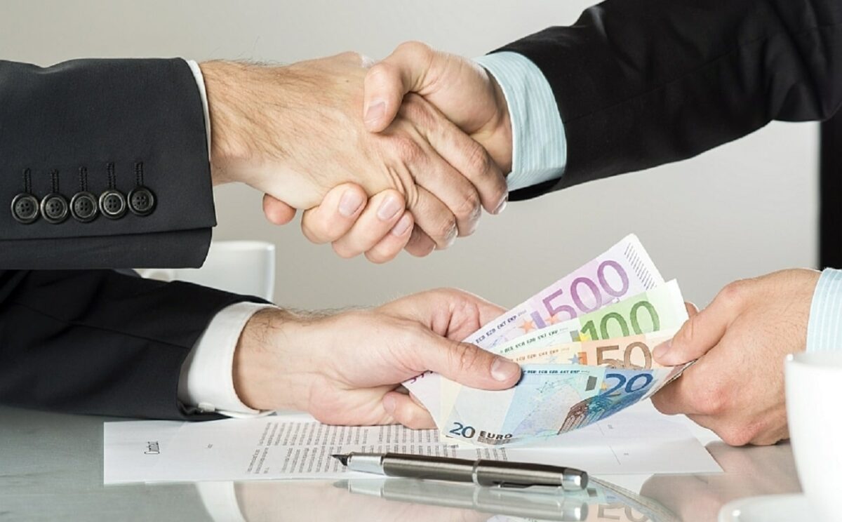 Vești bune pentru români! Nu vor mai fi păcăliți atunci când aleg să-și facă un credit. Anunțul făcut de Daniel Zamfir, inițiatorul proiectului