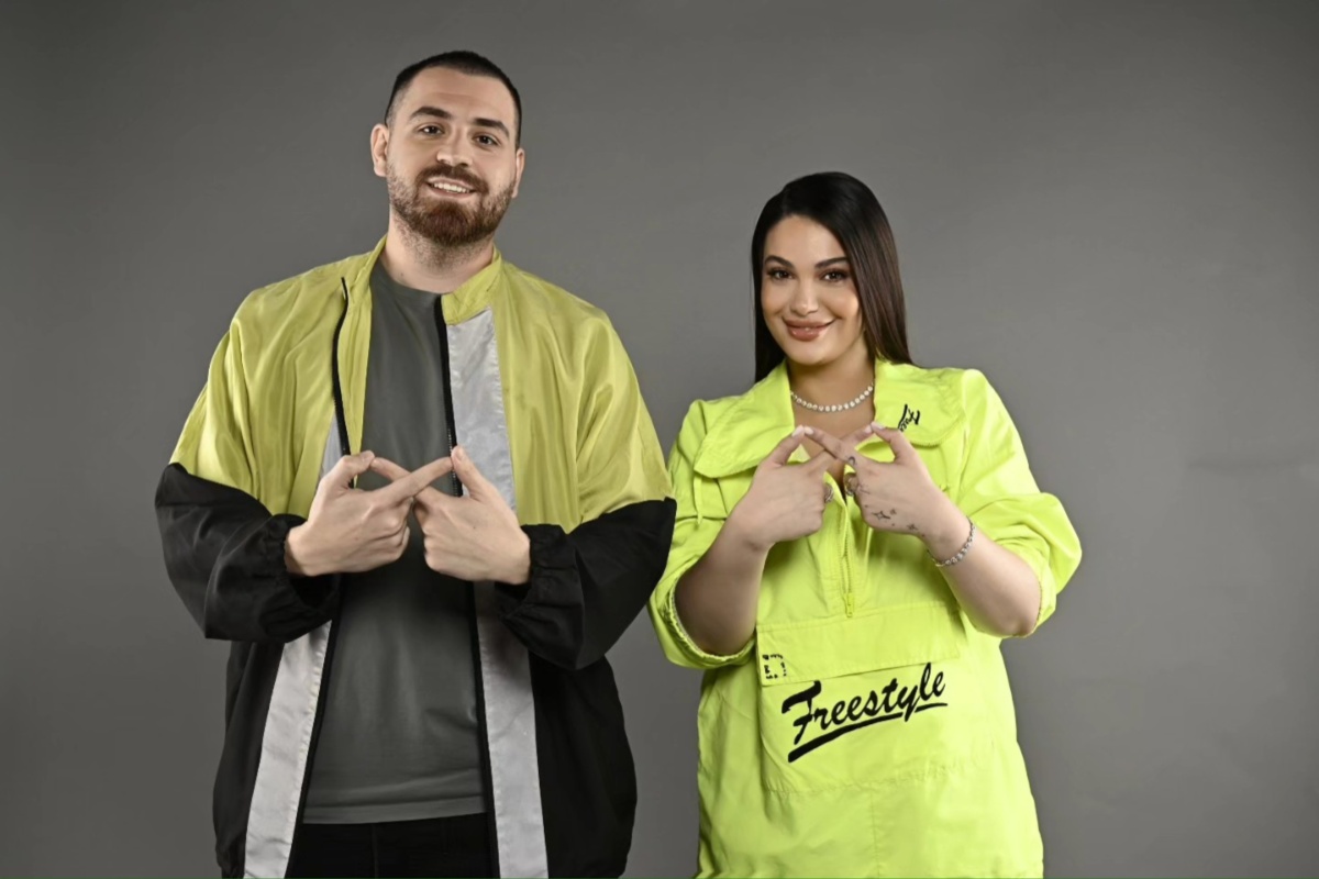 Imagine Stire Ce diferență de vârstă e între Betty Salam și Cătălin Vișănescu. Concurenta de la Asia Express și-a cunoscut soțul la15 ani | 2review.ro