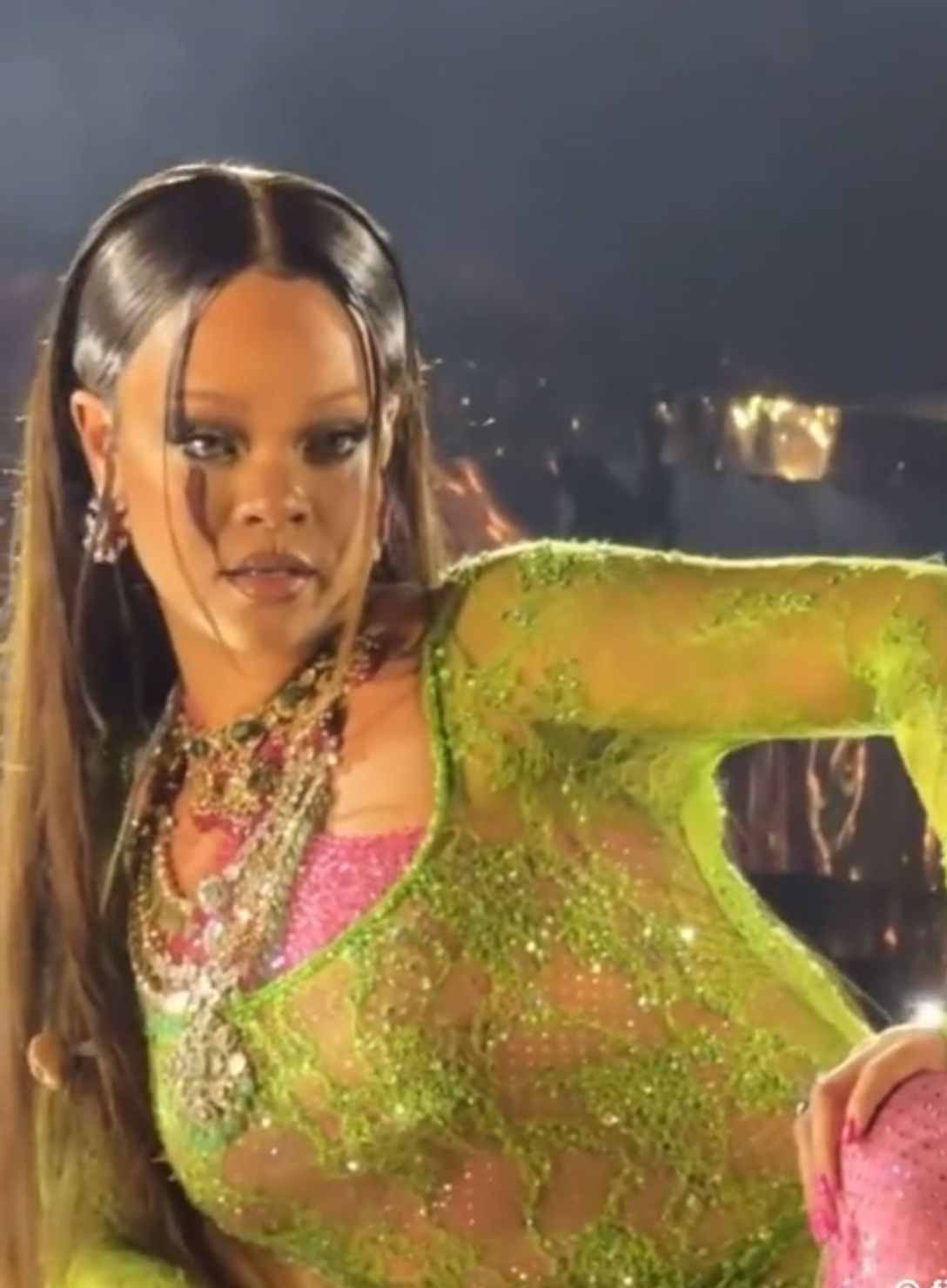 Rihanna a susținut un concert privat pentru milionarii Indiei