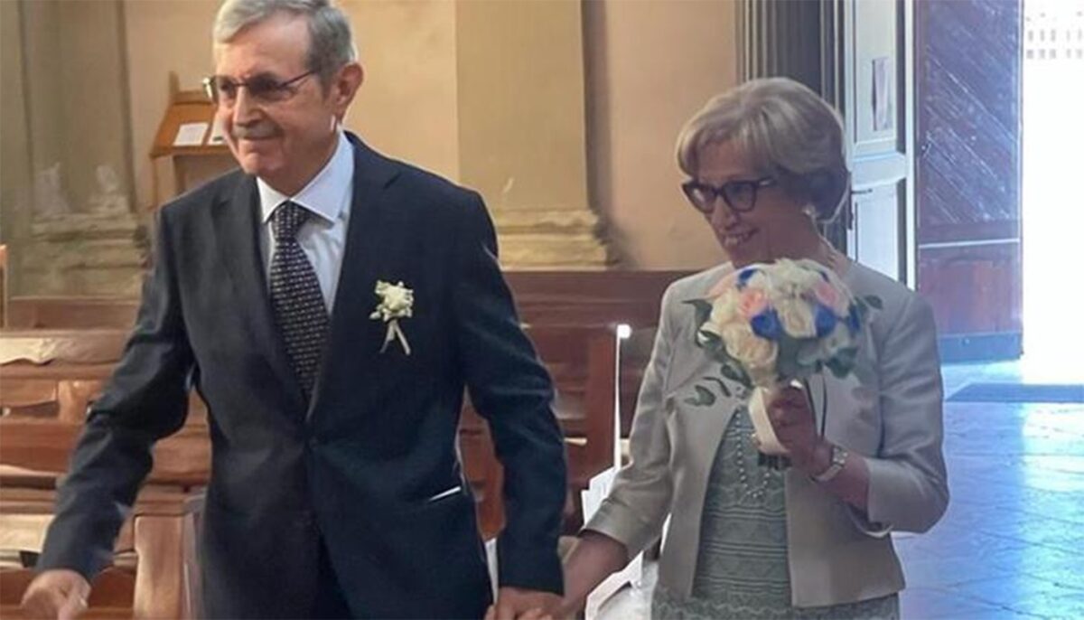 Foști iubiți în tinerețe, s-au reîntâlnit după 50 de ani. Ce au făcut acești doi pensionari, când s-au revăzut