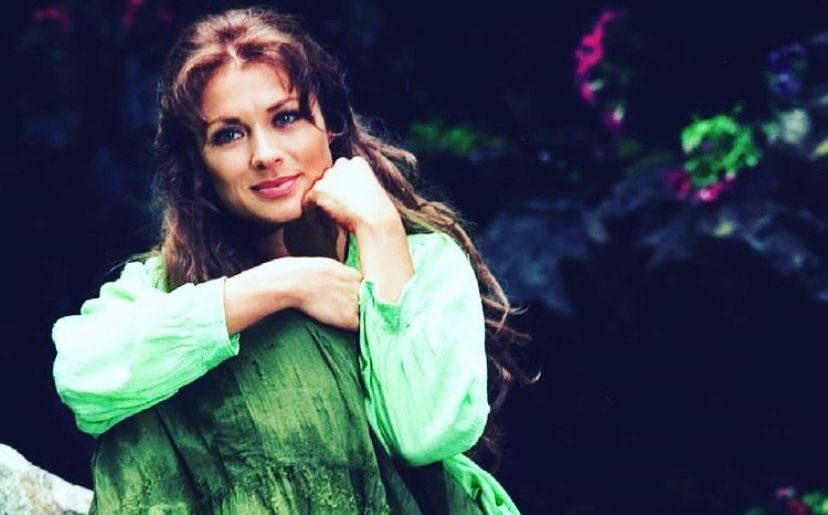 Imagine Stire Drama neștiută a actriței din telenovela Esmeralda. Leticia Calderon are un copil cu sindromul Down, iar soțul a părăsit-o chiar după ce a născut | 2review.ro