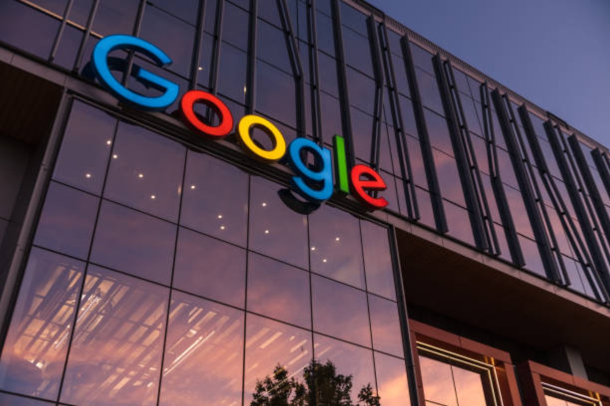 Imagine Stire Gândul, prăbușit peste noapte de Google. Presa critică este blocată în România | 2review.ro