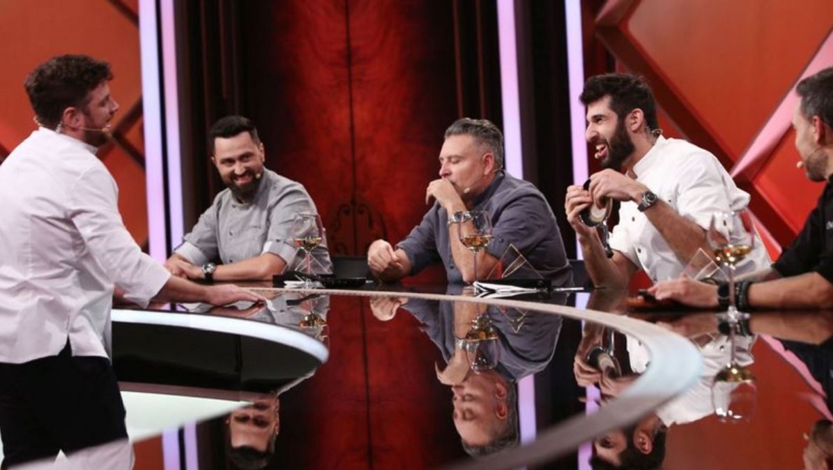 Chefi la cuţite, distruşi fără Scărlătescu & co! Antena 1, depăşită la audienţă de un film vechi de 11 ani