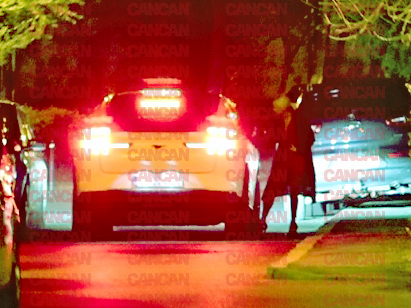 La rândul ei, blonda s-a despărțit cu greu de Dumitru Șoșoacă