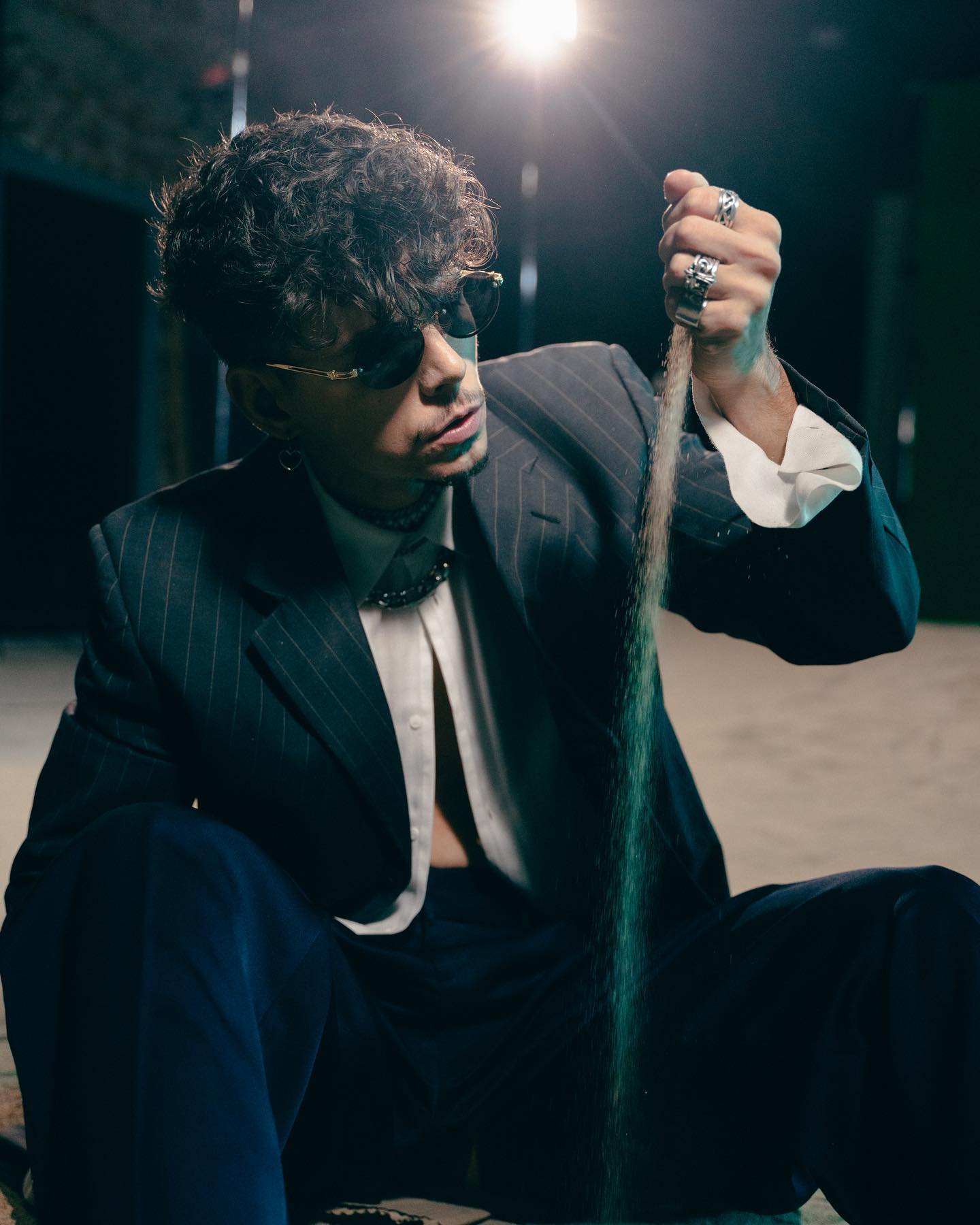 De ce a decis să devină artist independent