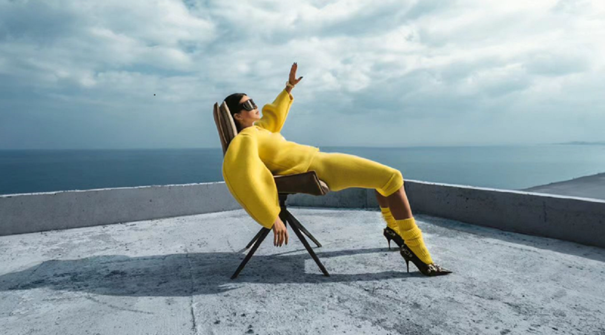 Imagine Stire Cum arată apartamentul de lux pe care Inna l-a cumpărat la malul mării! Artista beneficiază de sală de fitness, piscină și salină | 2review.ro