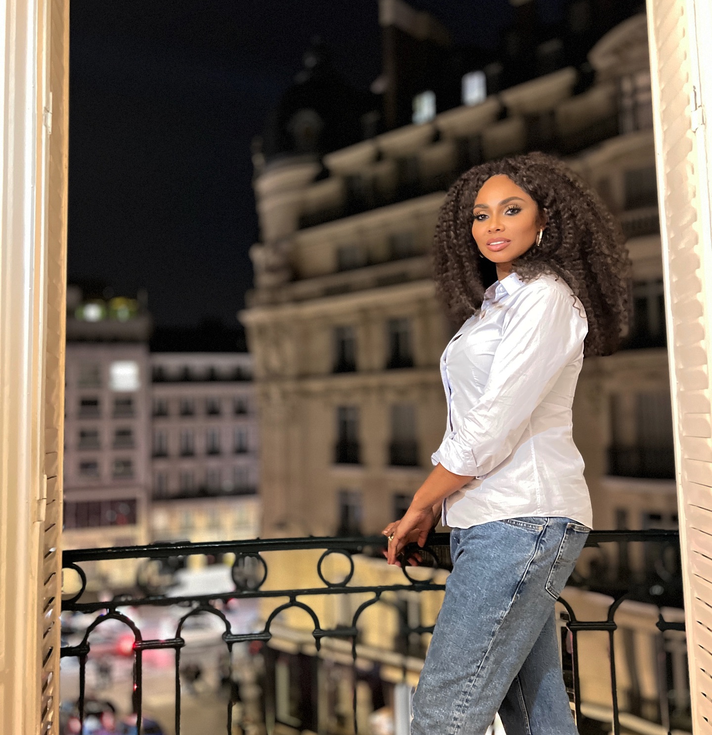 Laurette vrea să dea o lecție femeilor care se află în situații asemănătoare