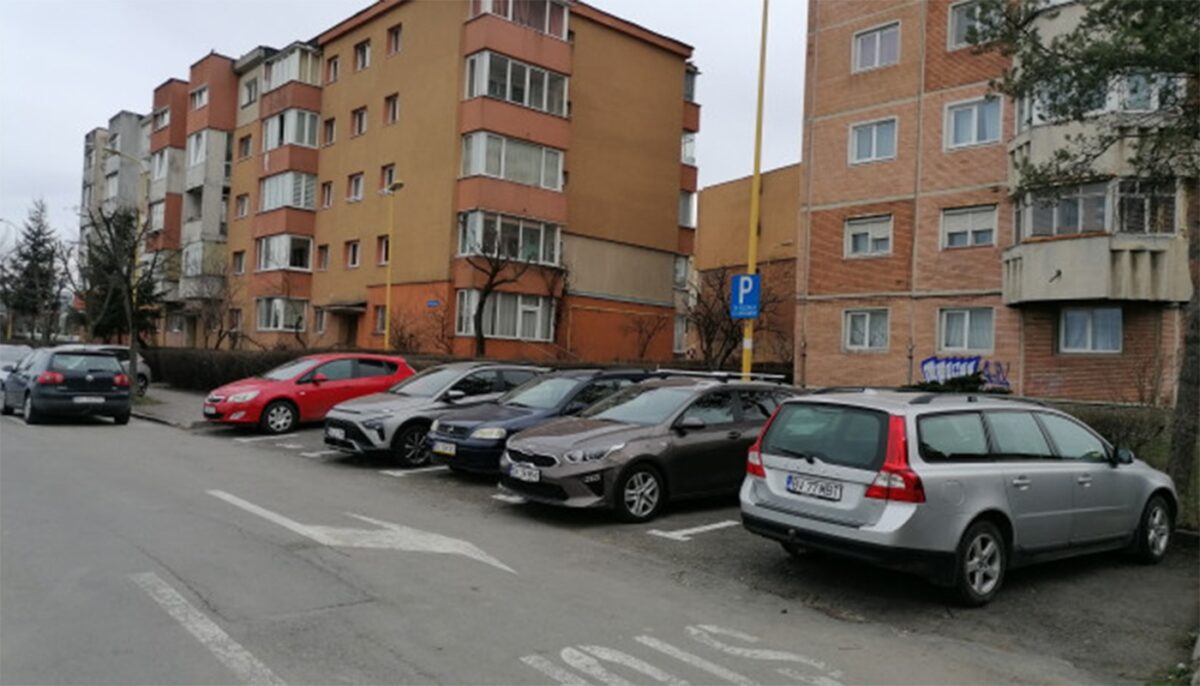 Orașul din România în care locurile de parcare sunt mai scumpe decât… mașinile!