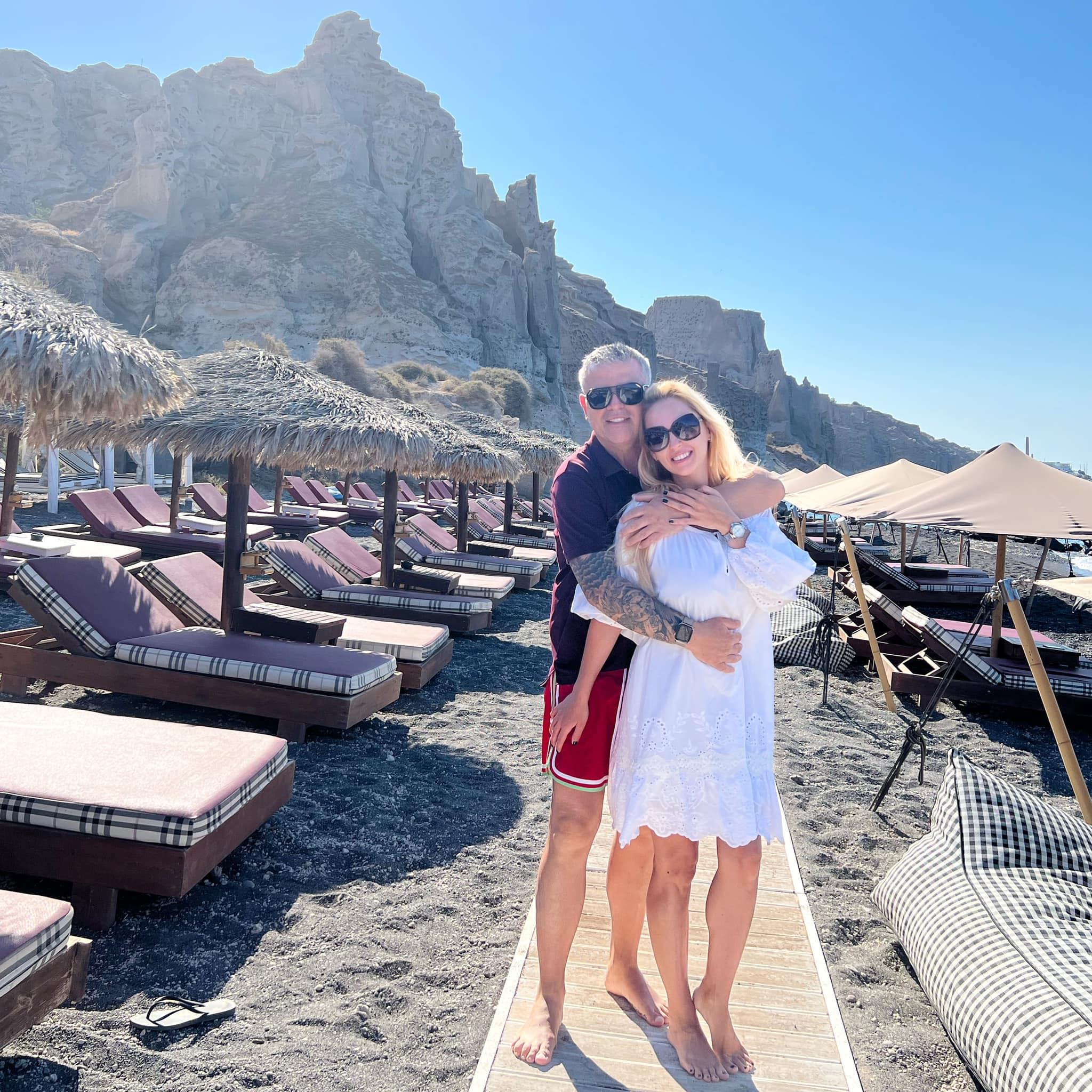 Andreea Spătaru, alături de partenerul de viață / sursă foto: Facebook