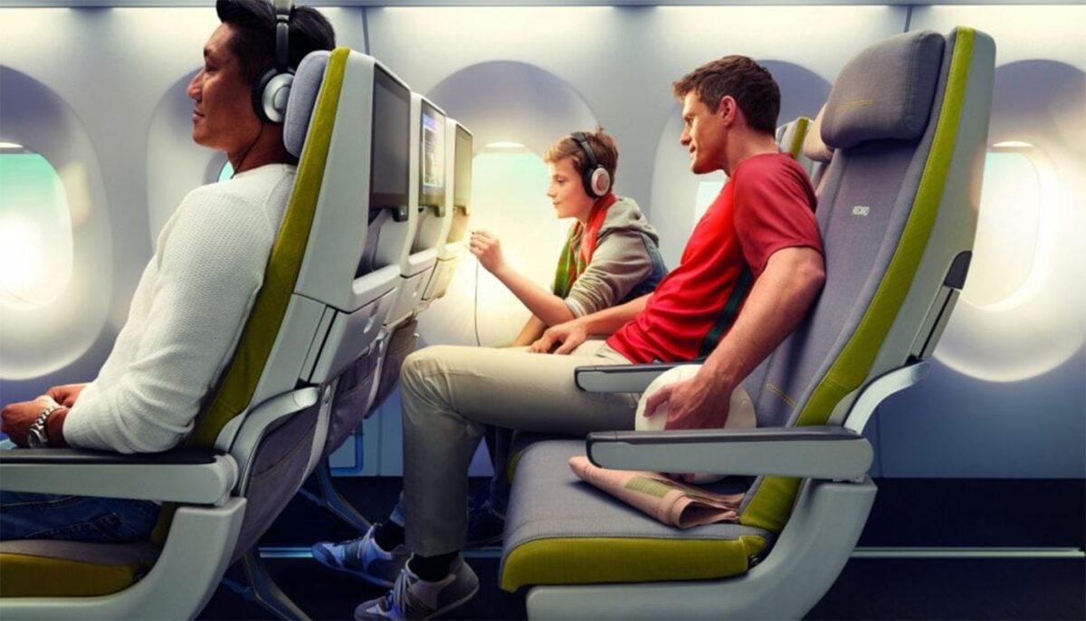 Motivul pentru care nu trebuie să porți pantaloni de trening în avion. Avertismentul experților în siguranța aviației