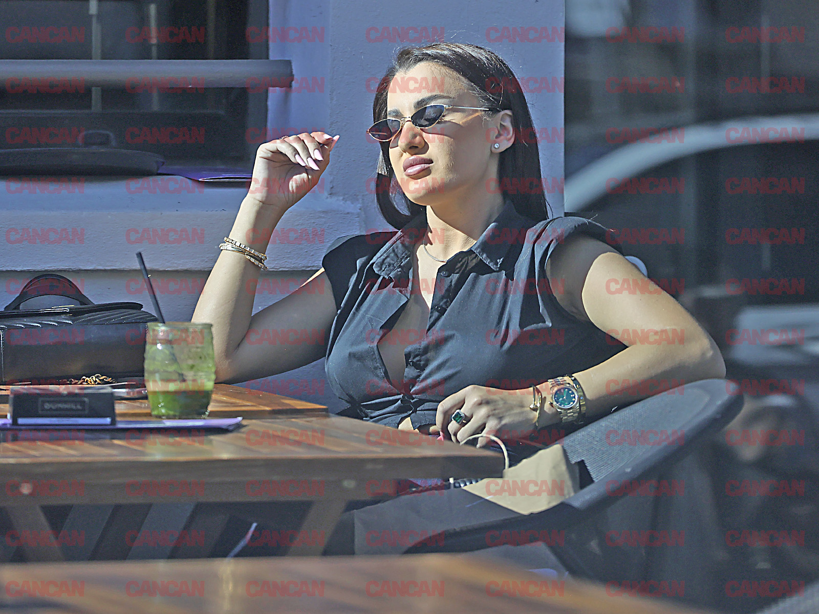 Larisei Popa îi merge din ce în ce mai bine de când l-a lăsat pe Pescobar