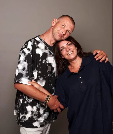 Dana Marijuana este foc și pară pe iubitul ei, Valentin