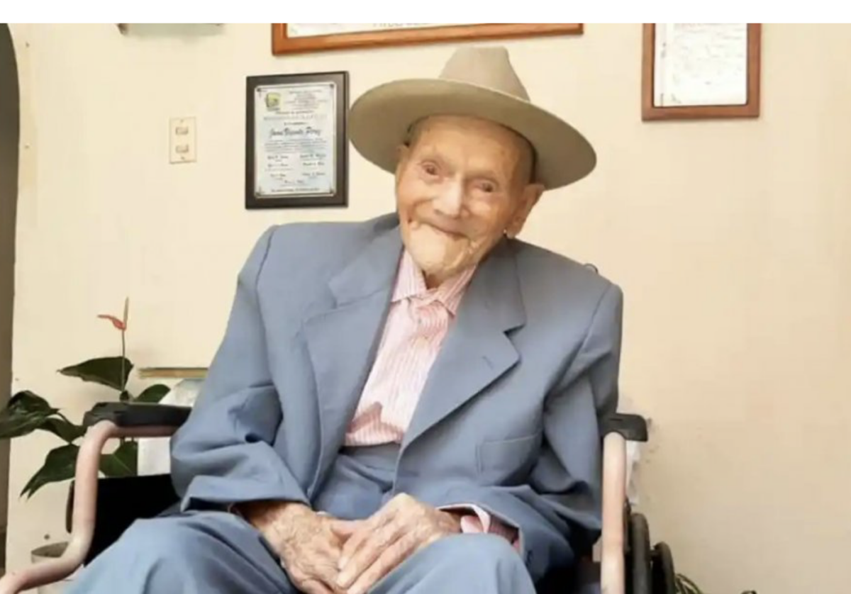 Imagine Stire A murit cel mai bătrân om din lume. Bărbatul de 114 ani avea 11 copii, 41 de nepoți și 18 strănepoți | 2review.ro