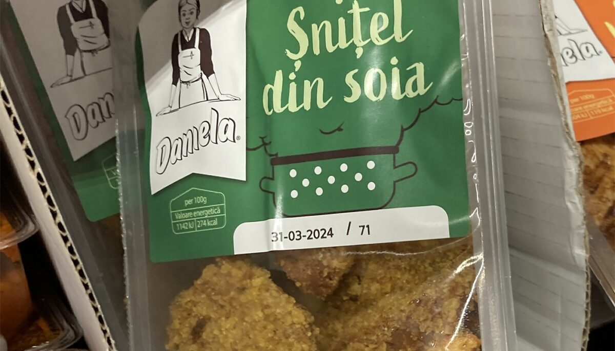 Ce mănânci, de fapt, când cumperi un șnițel de post din supermarketurile Kaufland din România