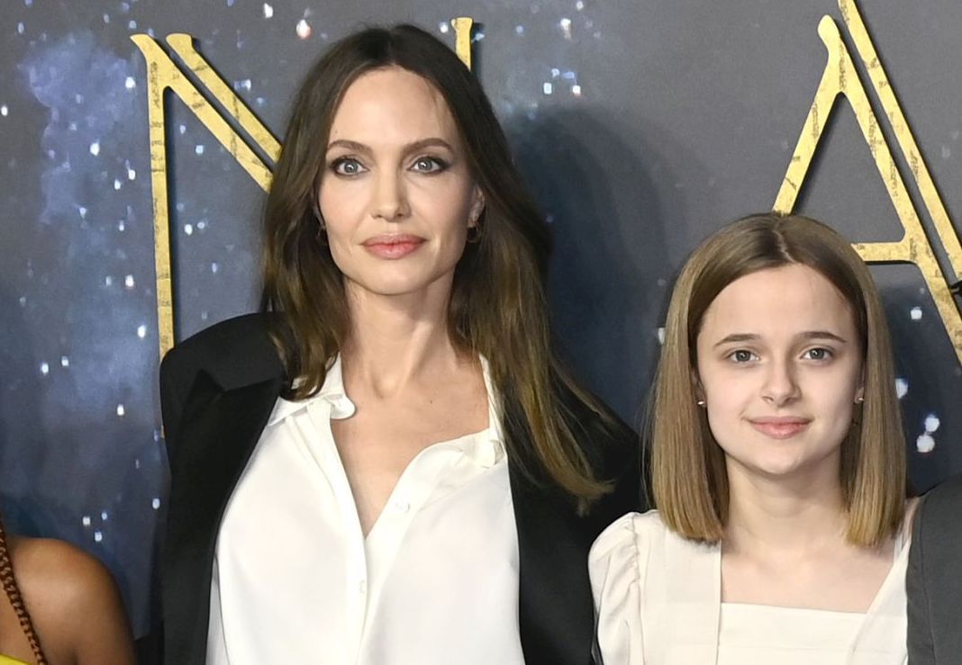 Imagine Stire Cum arată acum fiica lui Brad Pitt și a Angelinei Jolie, la 15 ani. Vivienne îi seamănă leit actriței! | 2review.ro