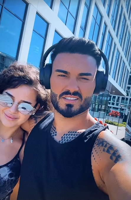 Jador a povestit că nu mai are viață personală de când formează un cuplu cu Oana Ciocan/ Sursa foto: Instagram