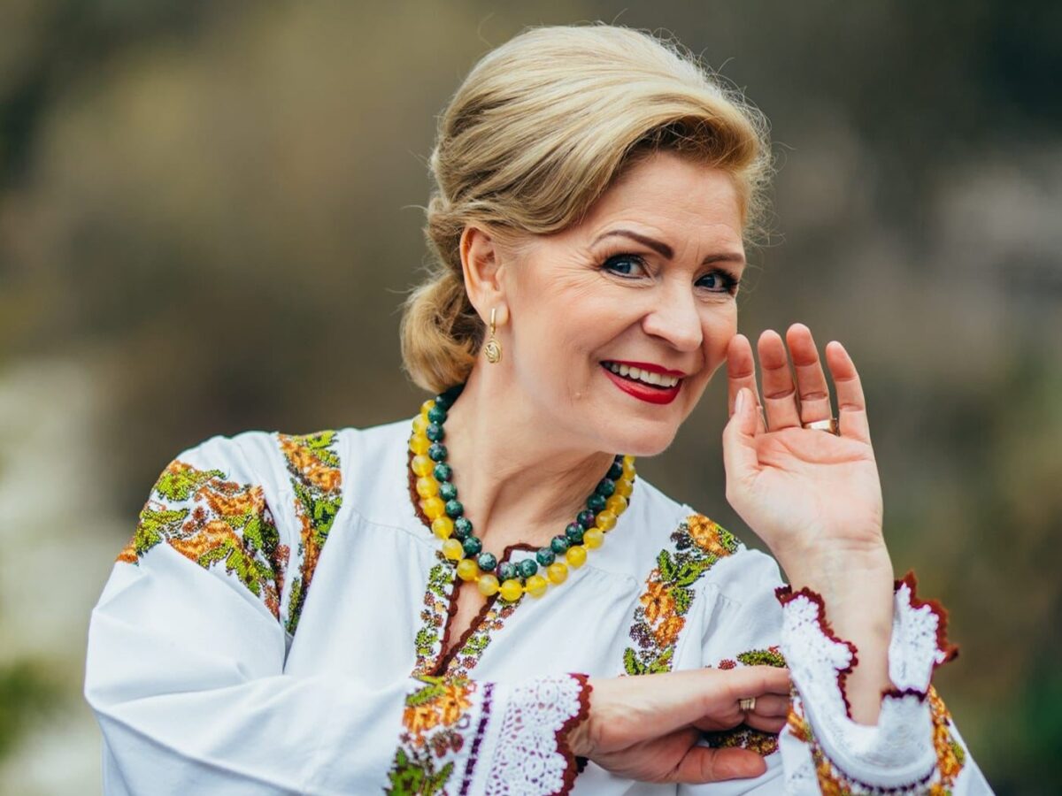 Imagine Stire Cum arăta Matilda Pascal Cojocărița în 1979, când a devenit Miss România. Imagini de colecție cu mare artistă la începuturile carierei  | 2review.ro