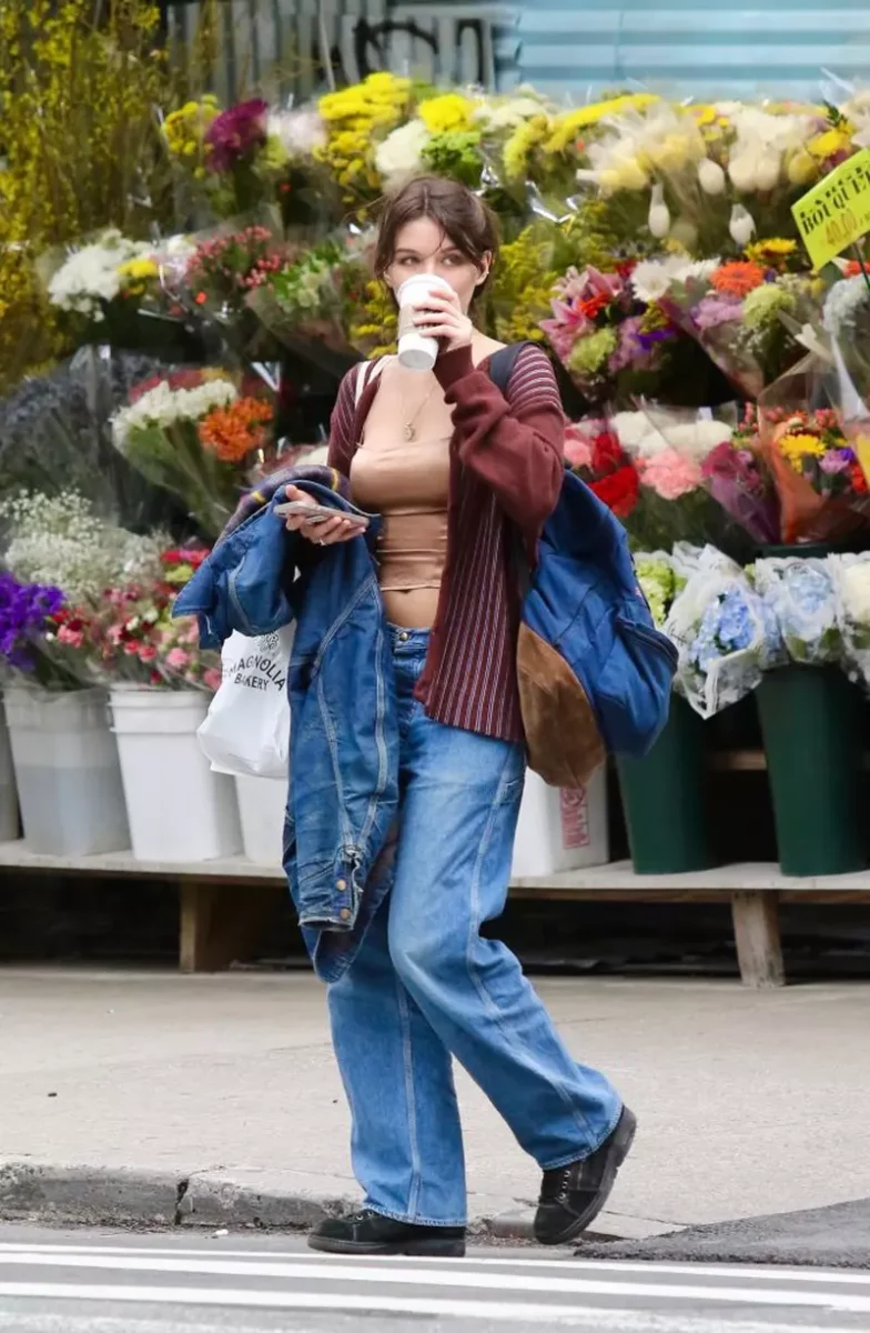 Fiica lui Tom Cruise de ziua ei. Sursa: Profimedia