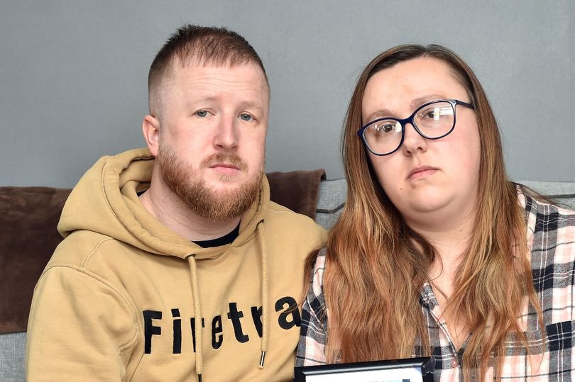 Situație fără precedent! A fost concediat pentru că a vrut să fie alături de fiul lui grav bolnav