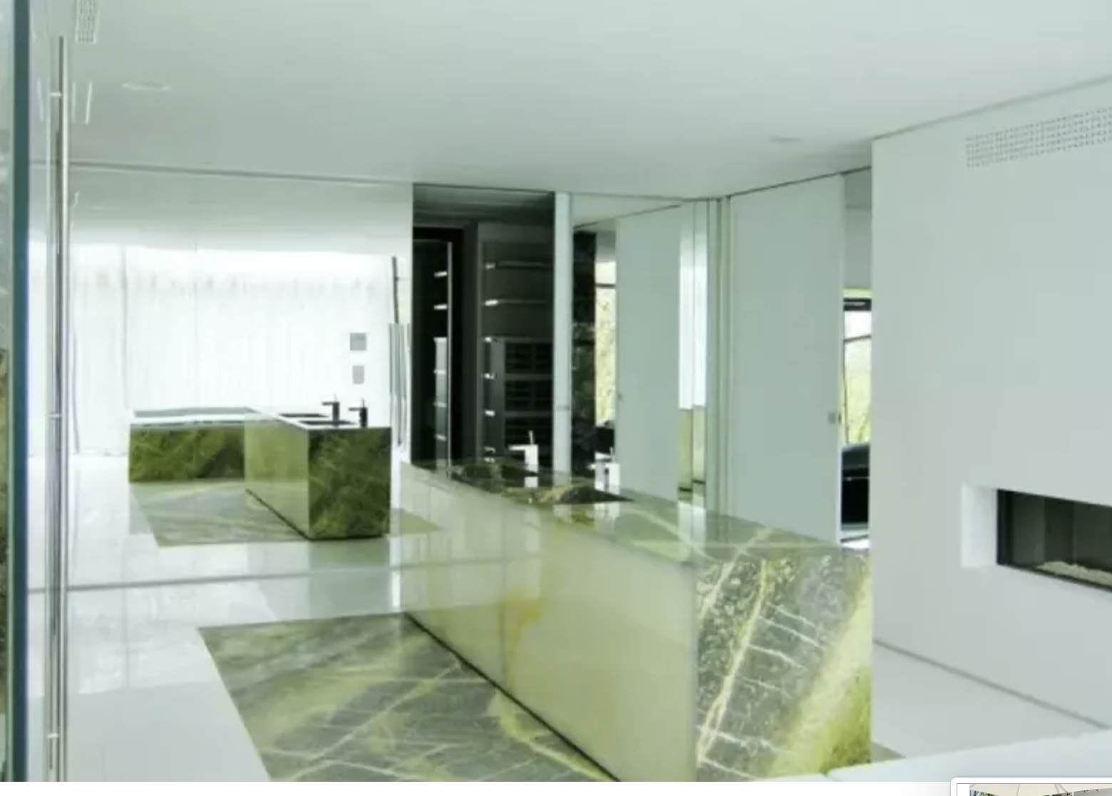 Apartamentul lui Ion Ţiriac/foto: Wall-street.ro