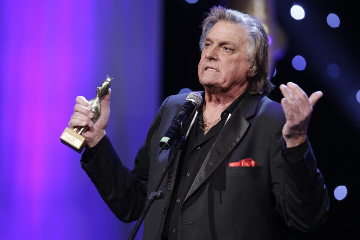 Imagine Stire Anunţ de ULTIMA ORĂ din spital. Florin Piersic a depăşit momentele critice | 2review.ro