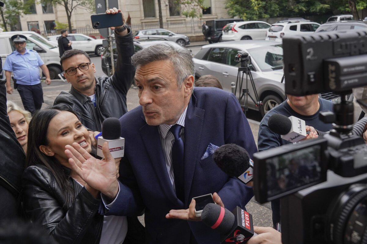 Florian Coldea și Dumitru Dumbravă, vizați de DNA într-un dosar de trafic de influență. Au fost audiați de procurori în scandalul cu afaceristul Cătălin Hideg