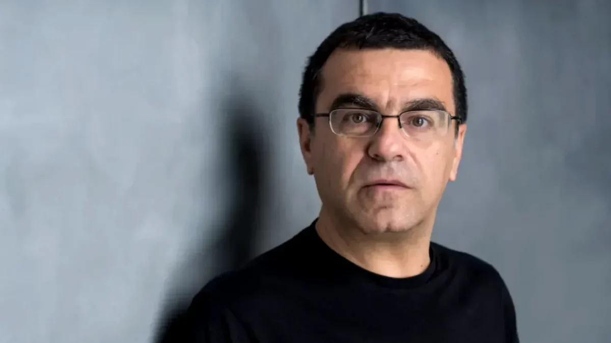 Imagine Stire Mihai Mărgineanu, reacție acidă după ce a văzut dezmățul din Vama Veche, de 1 Mai: „Multe fete bete chioare, băieței cu pretenții de mascul” | 2review.ro