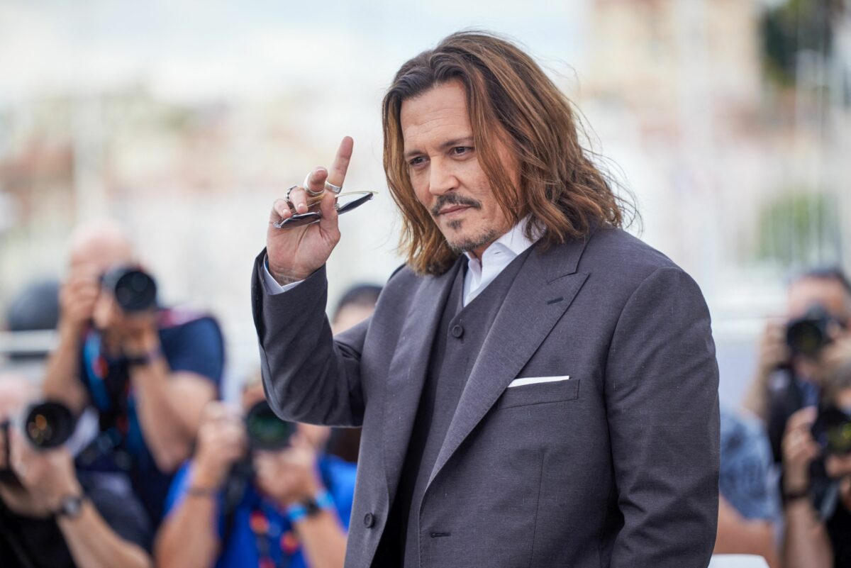 Johnny Depp, în vârstă de 61 de ani, se iubește cu o rusoaică de 28. Cum arată și cu ce se ocupă Yulia Vlasova