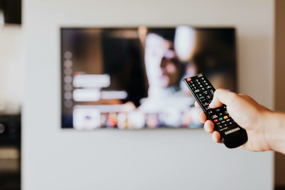 Apare o televiziune nouă în România: „Să aibă ce să înveţe şi să fie mai apropiate de cultura noastră”