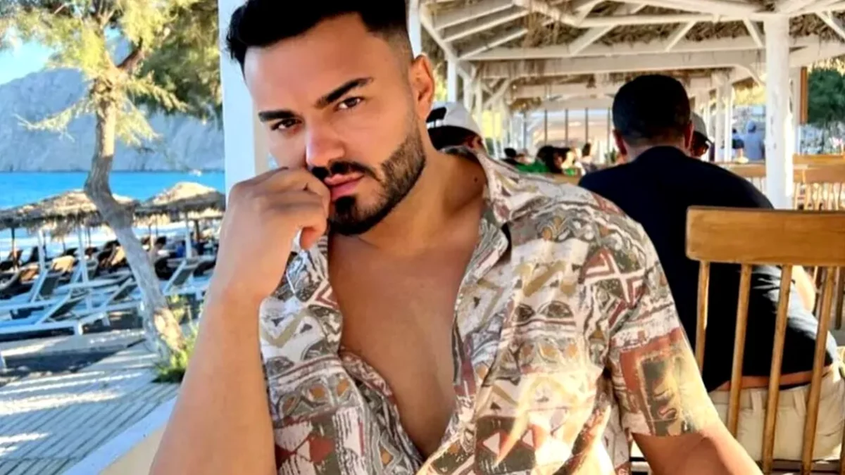 Imagine Stire Jador, un nou tatuaj după despărțirea de Oana Ciocan. Ce semnificație are: ”Mamă, iartă-mă!” | 2review.ro