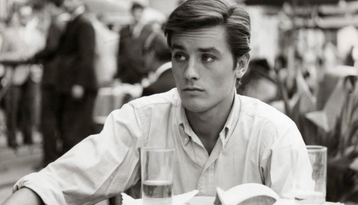 Trauma lui Alain Delon. Mama l-a lăsat la casa de copii