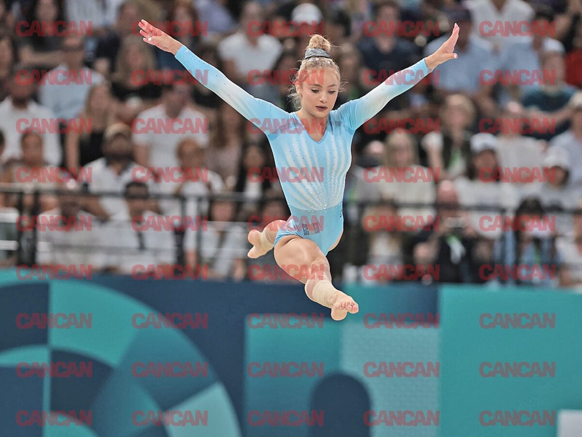 Imagine Stire Nadia Comăneci intervine în scandalul medaliei de bronz furată de la Sabrina Voinea. Ce a făcut românca deja pentru gimnasta noastră | 2review.ro