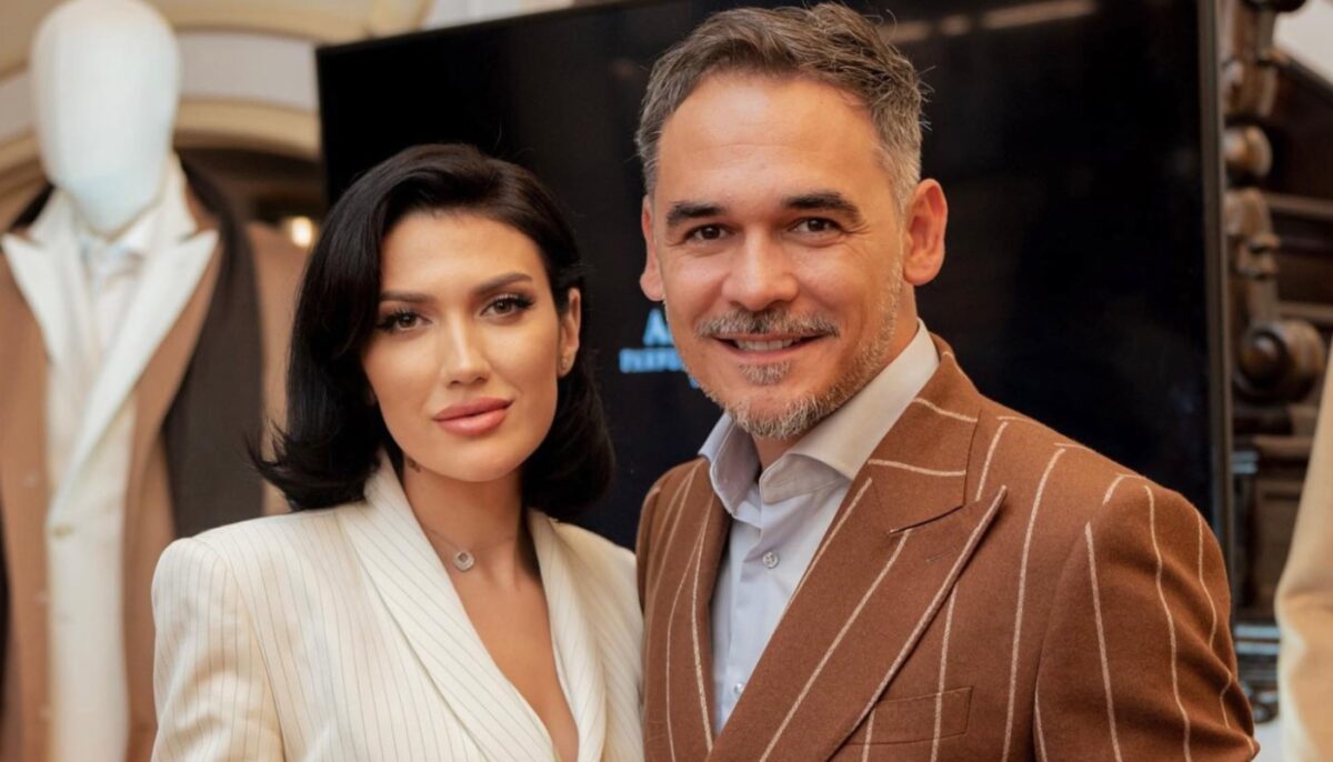 Imagine Stire Răzvan Simion, cu dulapul la control în vacanță. Cum l-a taxat soția lui, Daliana Răducan | 2review.ro