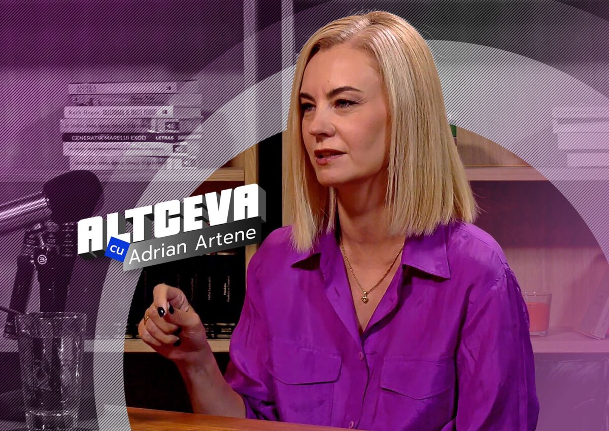 Imagine Stire Augusta Petrescu Lazarov, despre începuturile pe micile ecrane. A primit ”botezul” televiziunii alături de Cătălin Măruță și Mădălin Ionescu | 2review.ro