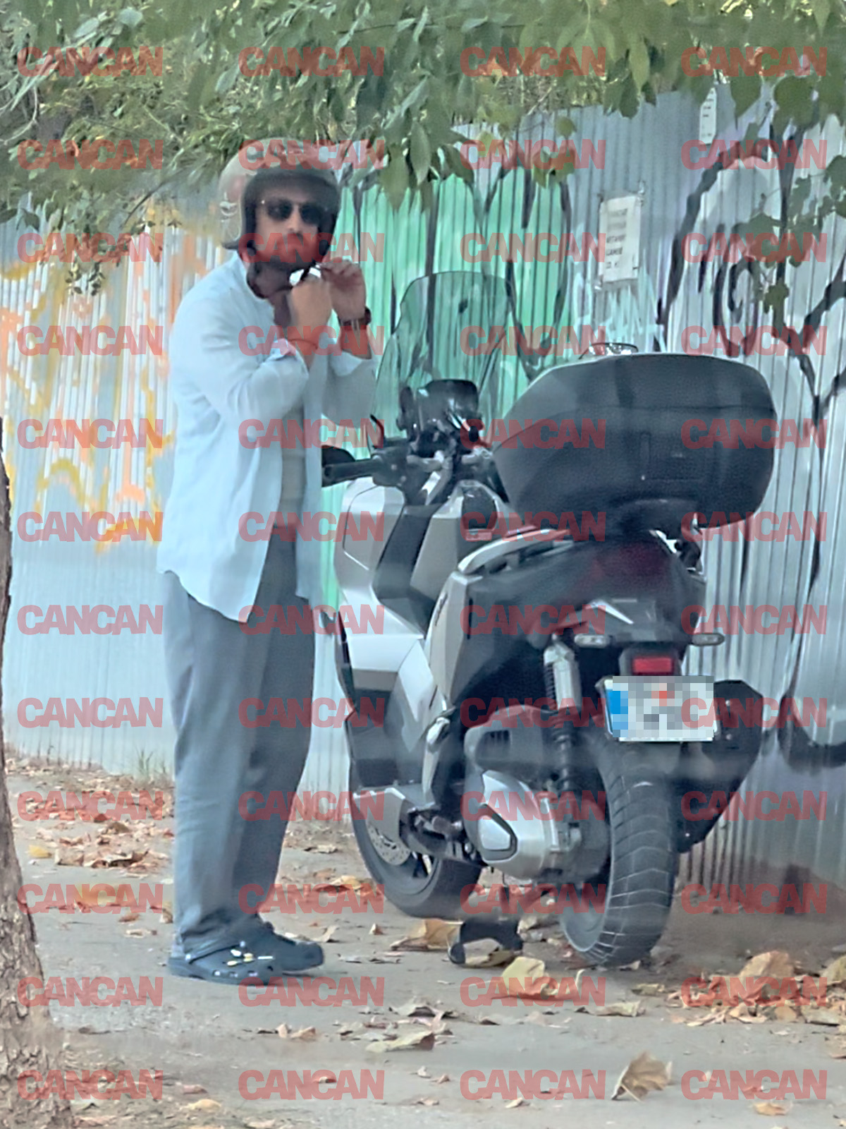 Prezentatorul de la Neatza și-a pus casca și a pornit la drum