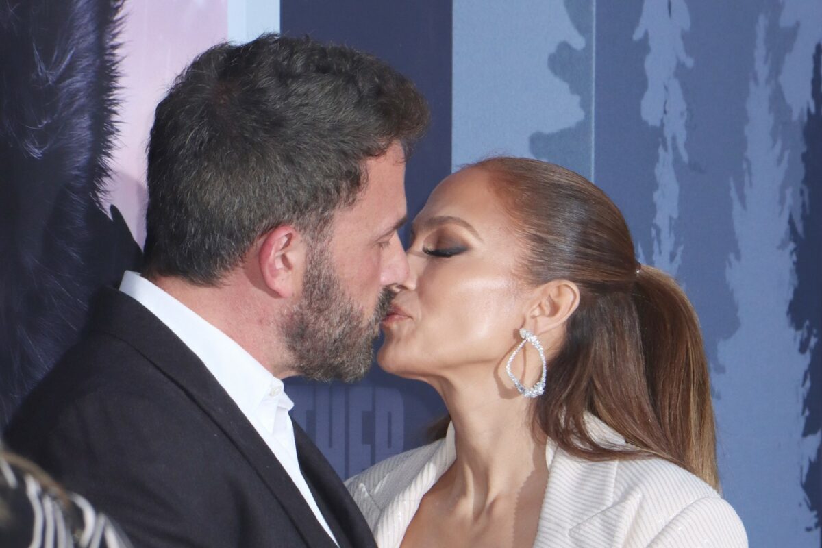 Imagine Stire Jennifer Lopez, „tradusă” de Ben Affleck cu Kick Kennedy?! Artista nu ar fi vrut să divorțeze de el, dar… | 2review.ro